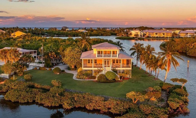 Bokeelia Casa | Large home on private penninsula with waterfront and views on three sides.