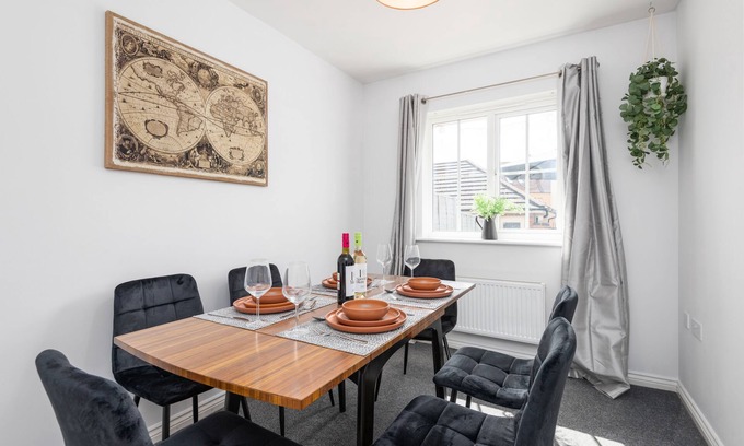 Ashford Casa | Large House, Contractors, Families, Free Parking
