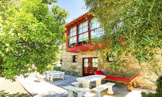 Santa Luzia Casa | Casa Grande en Amares | Grupos, Familias, Encuentros