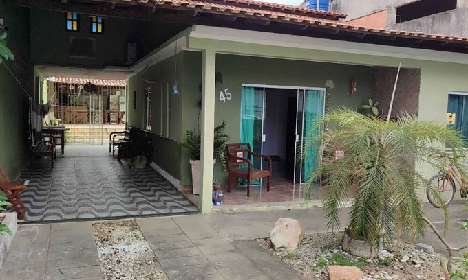Araruama Casa | Large house in the center of Araruama with swimming pool - perfect for groups and families!