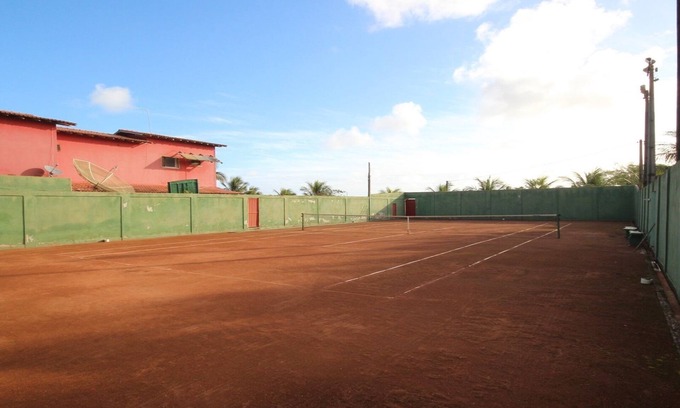 Nova Vicosa Casa | Gran casa frente a la playa Sabacui en Nova Viçosa, con piscina, sauna, pista de tenis