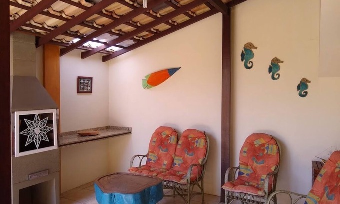 Paraty Casa | Casa grande, bien situado (histórico 700m centro) tiene capacidad para 6-8 personas