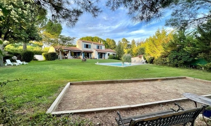 Beziers Casa | Gran casa con piscina privada en 2600m² de jardín