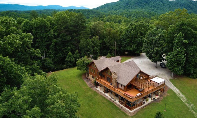 Boomer Cabina | Lago, Montaña, Lodge con Muelle Privado