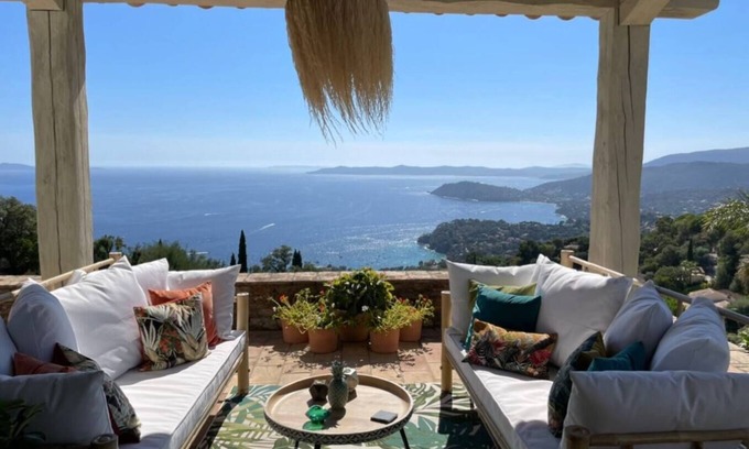 Le Rayol Casa | Large luxury A/C Villa, breathtaking view & quiet