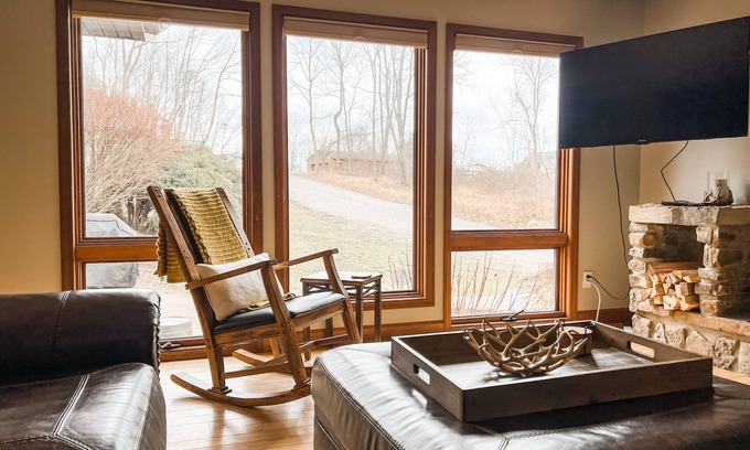 Laurelville Casa | Large Luxury Estate perfect for any occasion large or small, families.