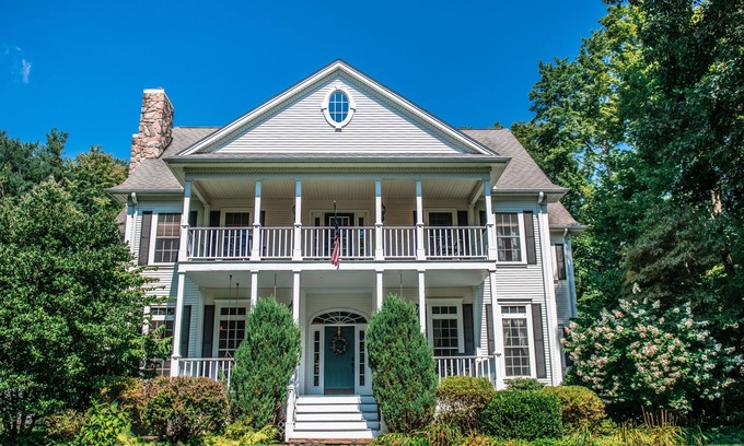 Hadley Casa | Large Luxury Family Home Near Five Colleges. The TOP short term rental in area!