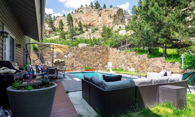 Rimrock Casa | Large Luxury & Private 5BRM W/Heated Pool