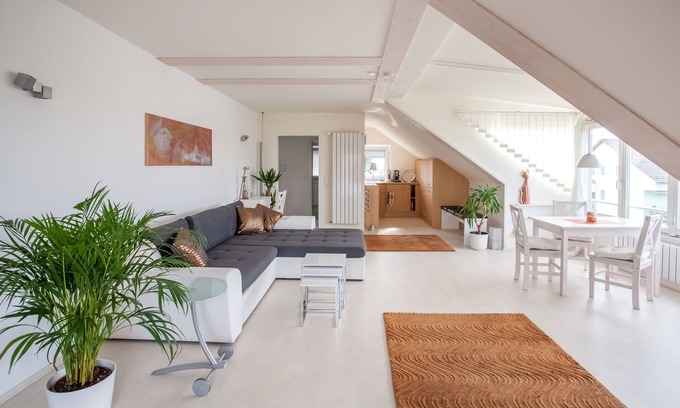 Niederzwehren Apartamento | Gran apartamento de confort moderno, 2 pers., Zona tranquila