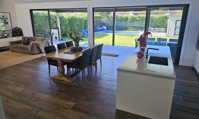 Willoughby Casa | Large, modern, resort-style house with pool, lawns, 4 bedrooms & 2.5 bathrooms