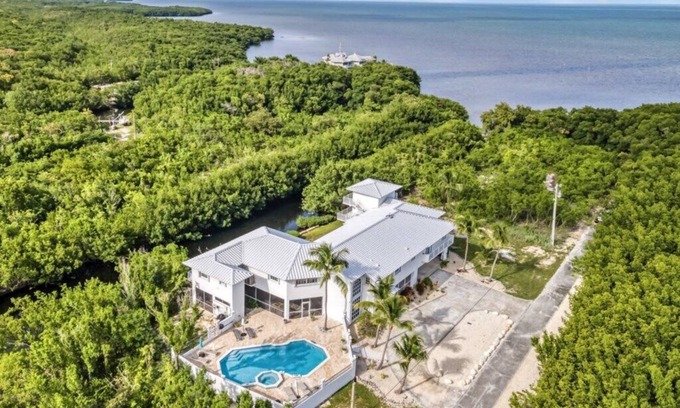 Key Largo Casa | Large Oceanfront Private Oasis perfect for a Wedding, Family or Corporate Event