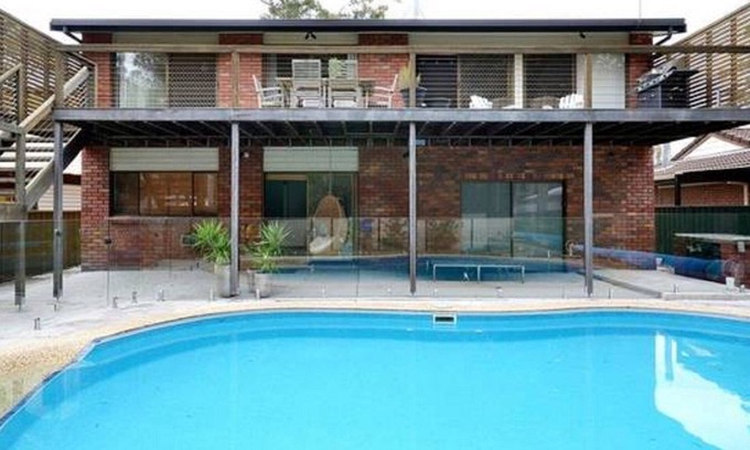 Callala Beach Casa | Gran casa que admite mascotas con piscina