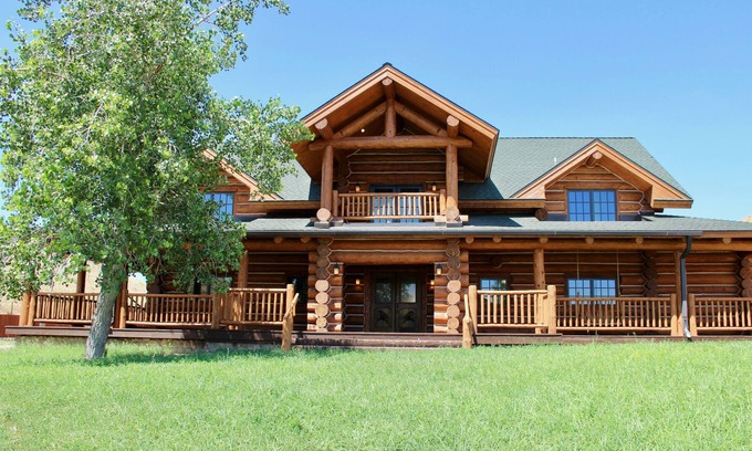 Shell Casa | Casa de troncos de lujo grande y pintoresca para toda la familia.