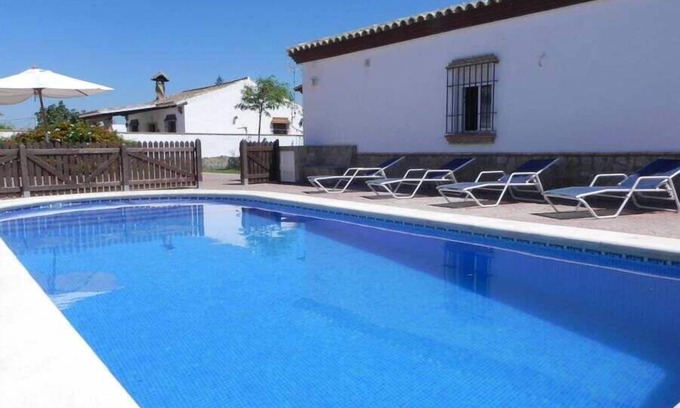 Conil de la Frontera Casa | Amplia zona de piscina, 4 bicicletas, wifi gratuito, 2 plazas de aparcamiento - Casa Anita -