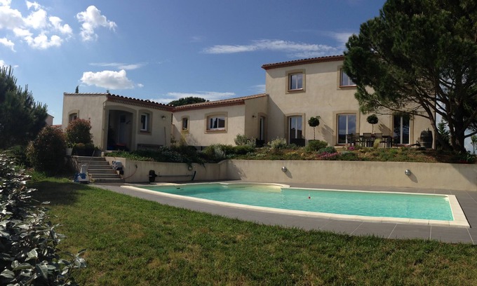 Carcassonne Villa | Gran piscina Villa! Cerca de la ciudad, el lago y la ciudad medieval ...