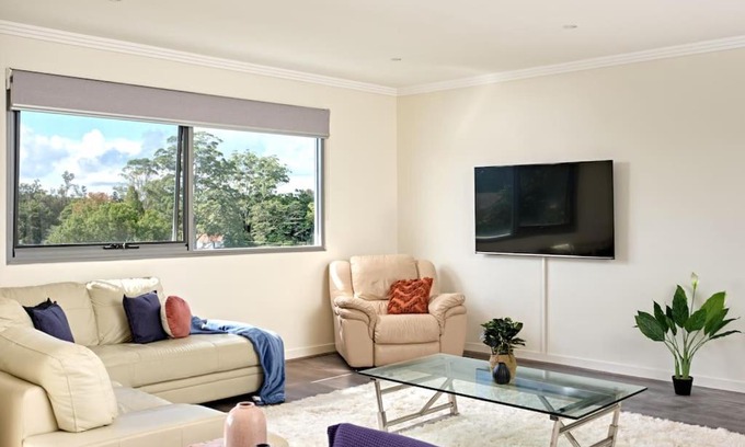 Warrawee Apartamento | Large Premium Warrawee Apartment with Parking A401