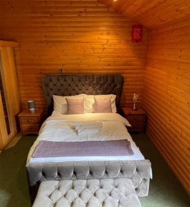 Grays Apartamento | Large Private En-suite Space