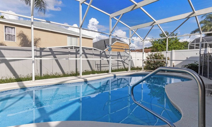 Lake Davenport Estates Casa | Large Private Pool! Family-sized house 25 minutes to the theme parks!