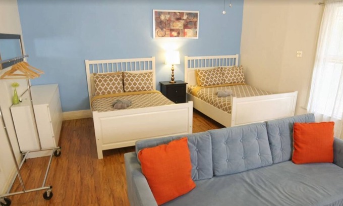 Pico-Union Casa | Amplia habitación privada espaciosa en KoreaTown