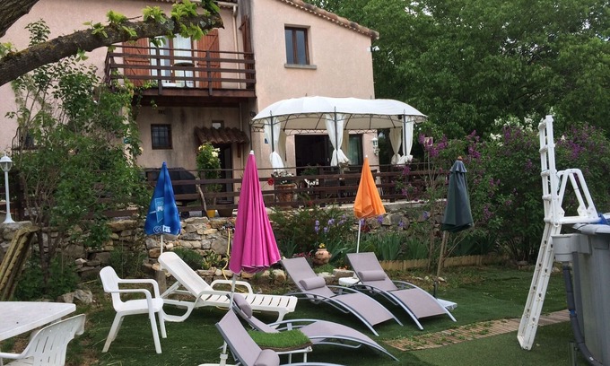Chandolas Casa | Gran casa tranquila en gran parcela con piscinas promo de julio -10%