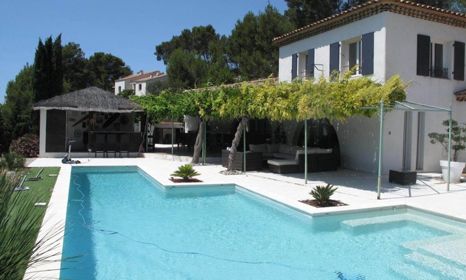 Meyreuil Villa | Gran villa tranquila, cerca de Aix-en-Provence
