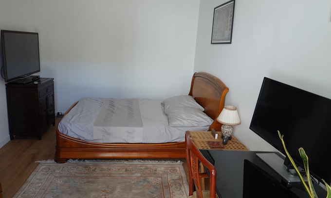 Le Kremlin-Bicetre Apartamento | Large room with garden, close to Paris center