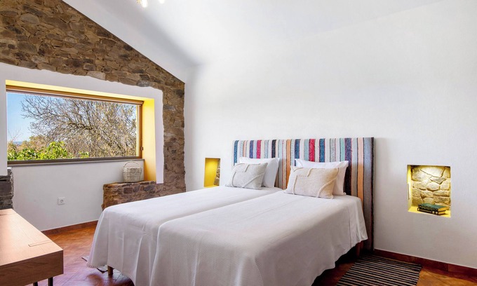 Espirito Santo Apartamento | Habitación 'Grande' con vistas a la montaña, Wi-Fi y aire acondicionado