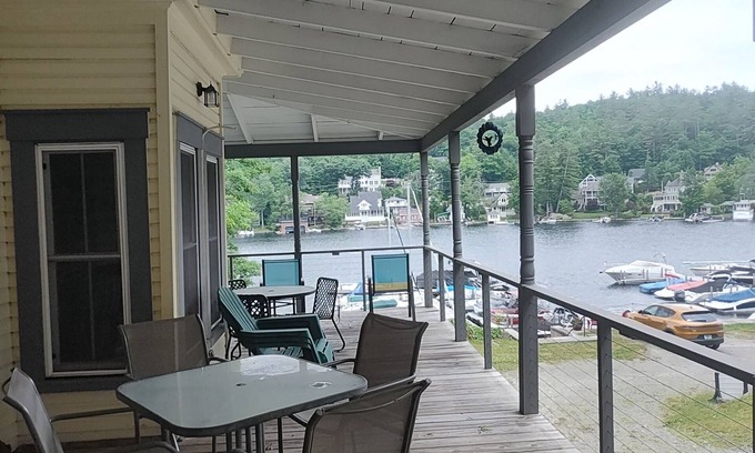 Sunapee Casa | Gran casa rústica del lago de 1800