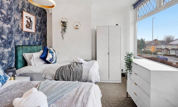 Staple Hill Apartamento | Large Spacious 5 Bedroom House in Bristol