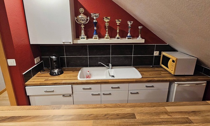 Herrlisheim Casa | Large studio in village house