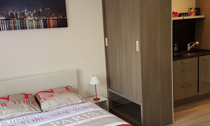 Part Dieu - Bir Hakeim Apartamento | LARGE STUDIO WITH BALCONY