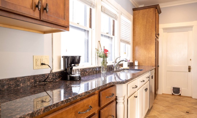 Bangor Casa | Large Sunny Colonial in Bangors Historic District