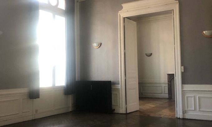 Rouen Apartamento | T3 GRANDE EN EL APARCAMIENTO DE ROUEN