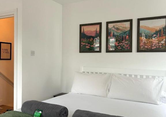 Royal Tunbridge Wells Apartamento | Large Town Centre Apartment - Long & Short term available