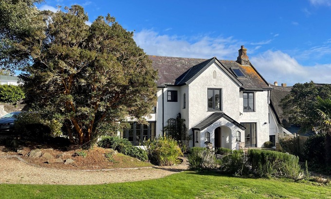 Thurlestone Casa | Large traditional Cottage in the heart of Thurlestone