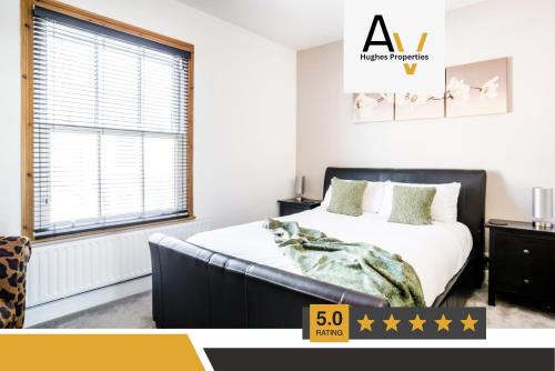 Northampton Casa | Large Two-Bedroom House - Garden, Fast Wi-Fi, Free Parking By AV Hughes Properties