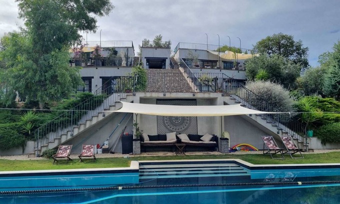 Villalfonsina Casa | Gran Único - 8 habitaciones dobles con baño privado - Piscina de 25 m - Gimnasio - Mar y montaña cerca