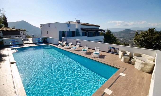 Saint-Raphael Villa | Large villa with sea and Esterel view