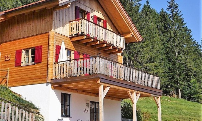 Poellauberg Chalet De Esquí | Large vacation home with 5 bedrooms & 4 bathrooms - Feriendorf Pöllauberg