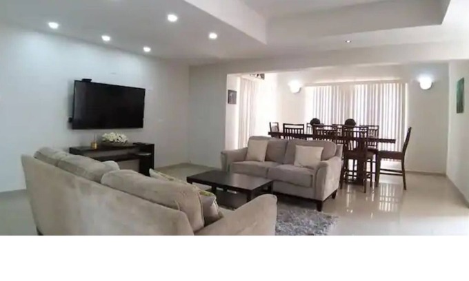 Oranjestad Casa | Large Villa, 10 minutes from the beach 5 minutes to supermarkets Nice pool 🏝