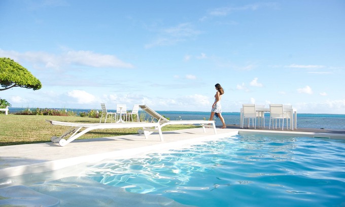 Paea Casa | Gran villa Le Ficus junto al mar con piscina
