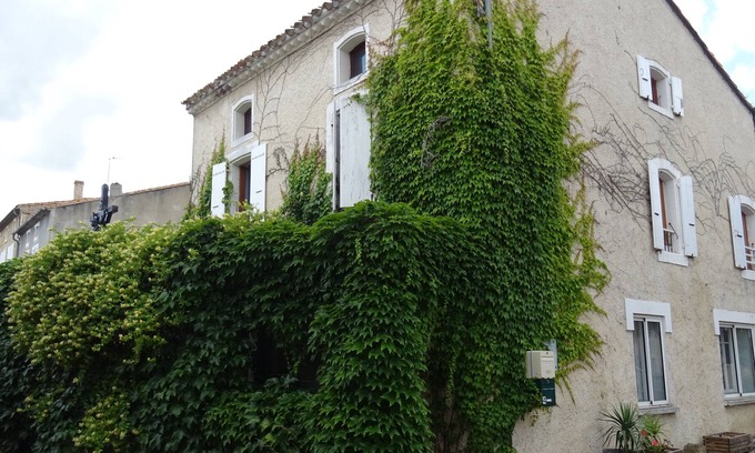 La Cassaigne Casa | LARGE VILLAGE HOUSE WITH LARGE TROPEZIAN TERRACE
