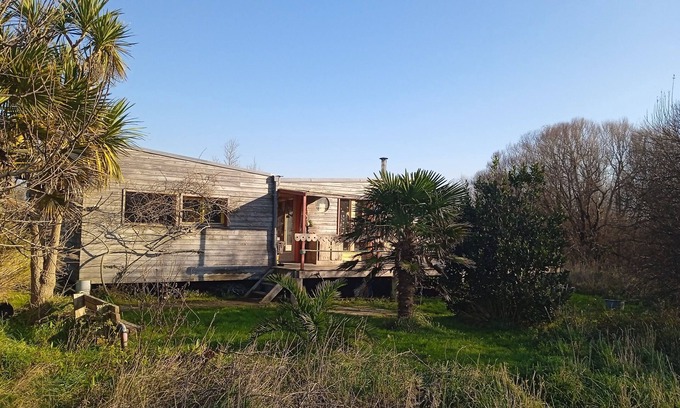 Saint-Jean-Trolimon Casa | Large wooden house near the sea