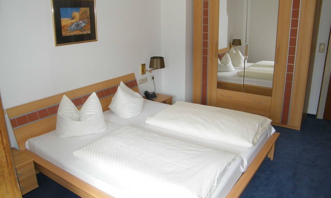 Edertal Casa | Larger standard double room - Waldhotel Dornröschenshöh