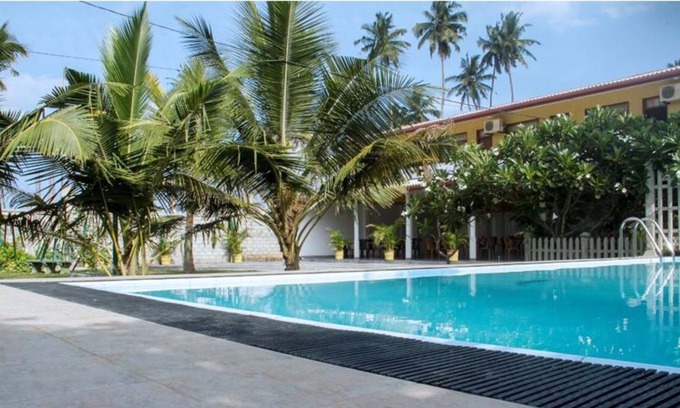 Wadduwa Hotel | Larn's villa