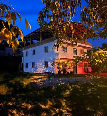 San Rafael Casa | Las 5 Quintas - Acogedora casa