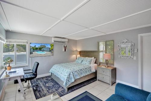 Victoria Park Apartamento | Las Olas Oasis, Pool, Parking, Central and Cozy!