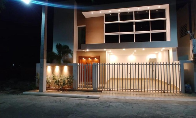 Las Piedras Casa | Las orquídeas house