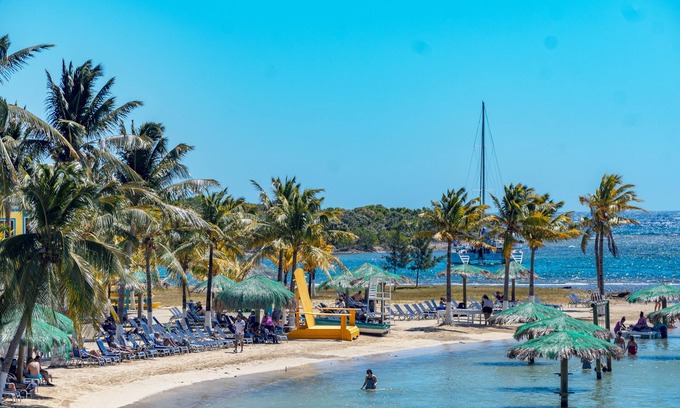 Las Palmas Hotel | Las Palmas Beach Hotel