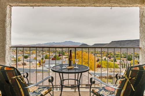 St. George Apartamento | Las Palmas Condo with Pool Access in St George!